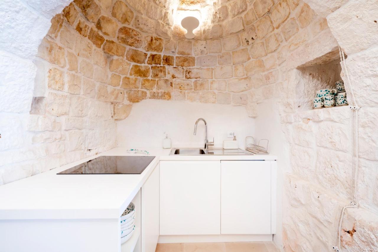 Trulli Cicerali , Trulli Design Con Piscina Panoramica Villa Ostuni Eksteriør bilde